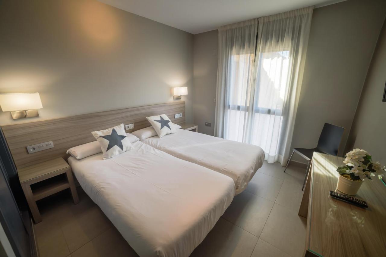 Apartamentos Santa Clara Alhaurín de la Torre Kültér fotó